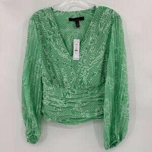 NWOT White House Black Market Pleated Blouse Sz 10 Chiffon Long Sleeve Shirt